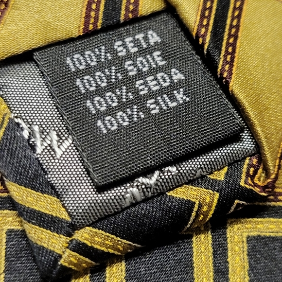 Croft & Barrow 100% Silk Tie - Picture 6 of 6